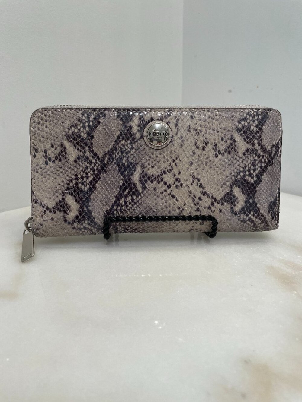 Coach Gray Snakeskin Leather Accordion Style Zip Around Wallet - Picture 2 of 16